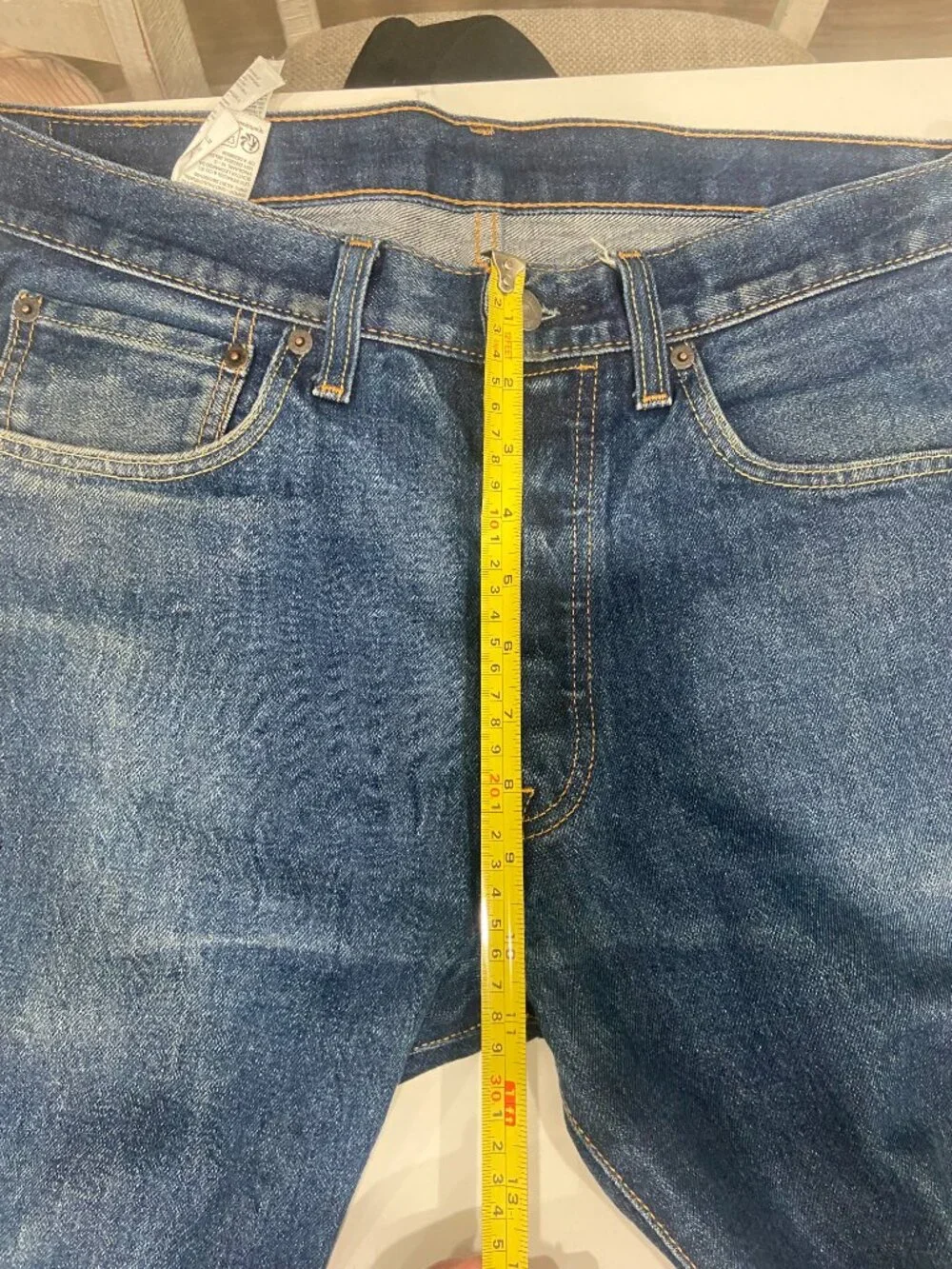 Classic Levi’s Original Fit Jeans Men’s W32 L30 Medium Wash Straight Leg Denim